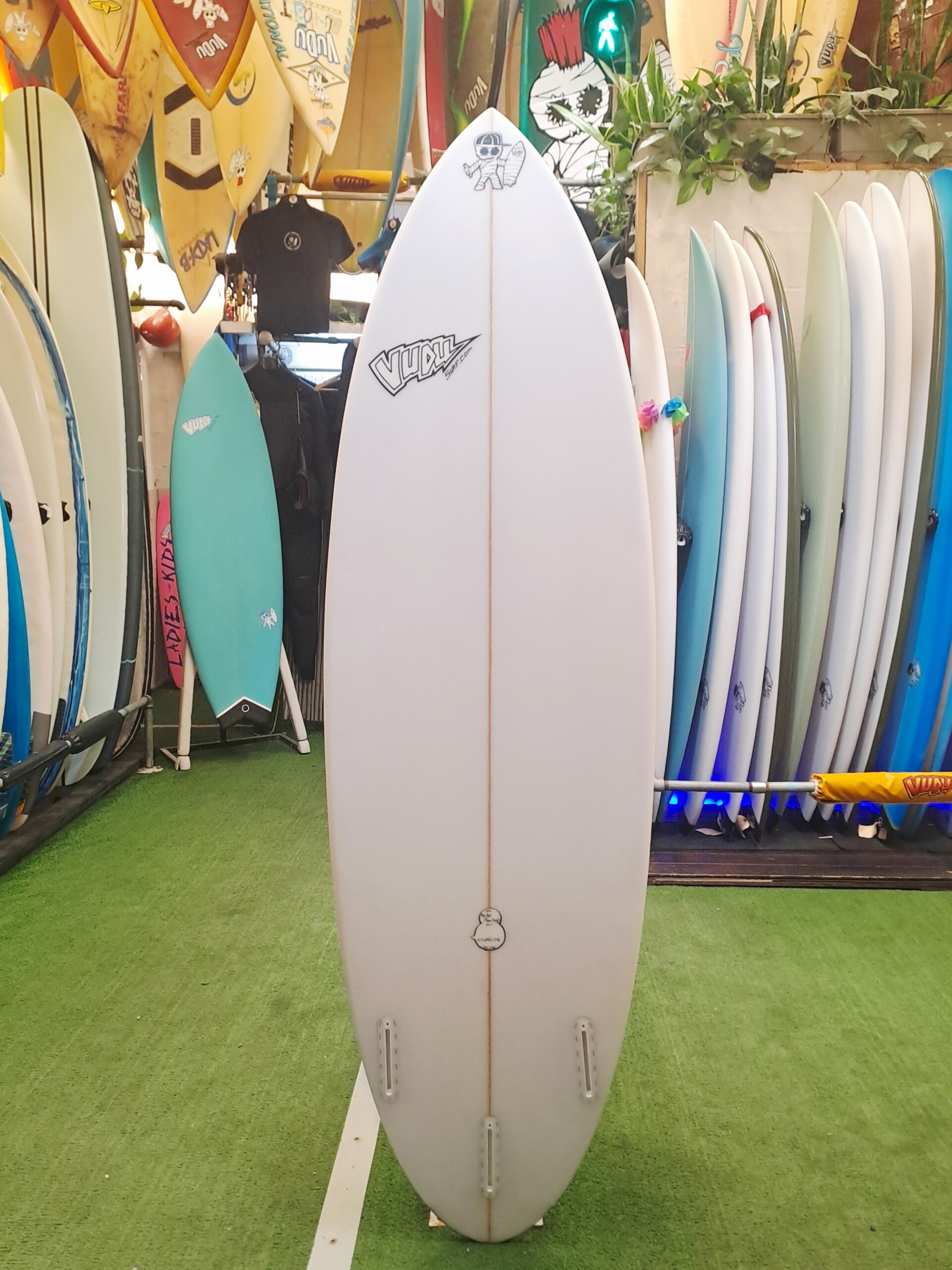 NEW SURFBOARD VUDU TEARDROP 6'1" X 20.5" X 2.65" 35L -Intermediate Surfer - Image 4
