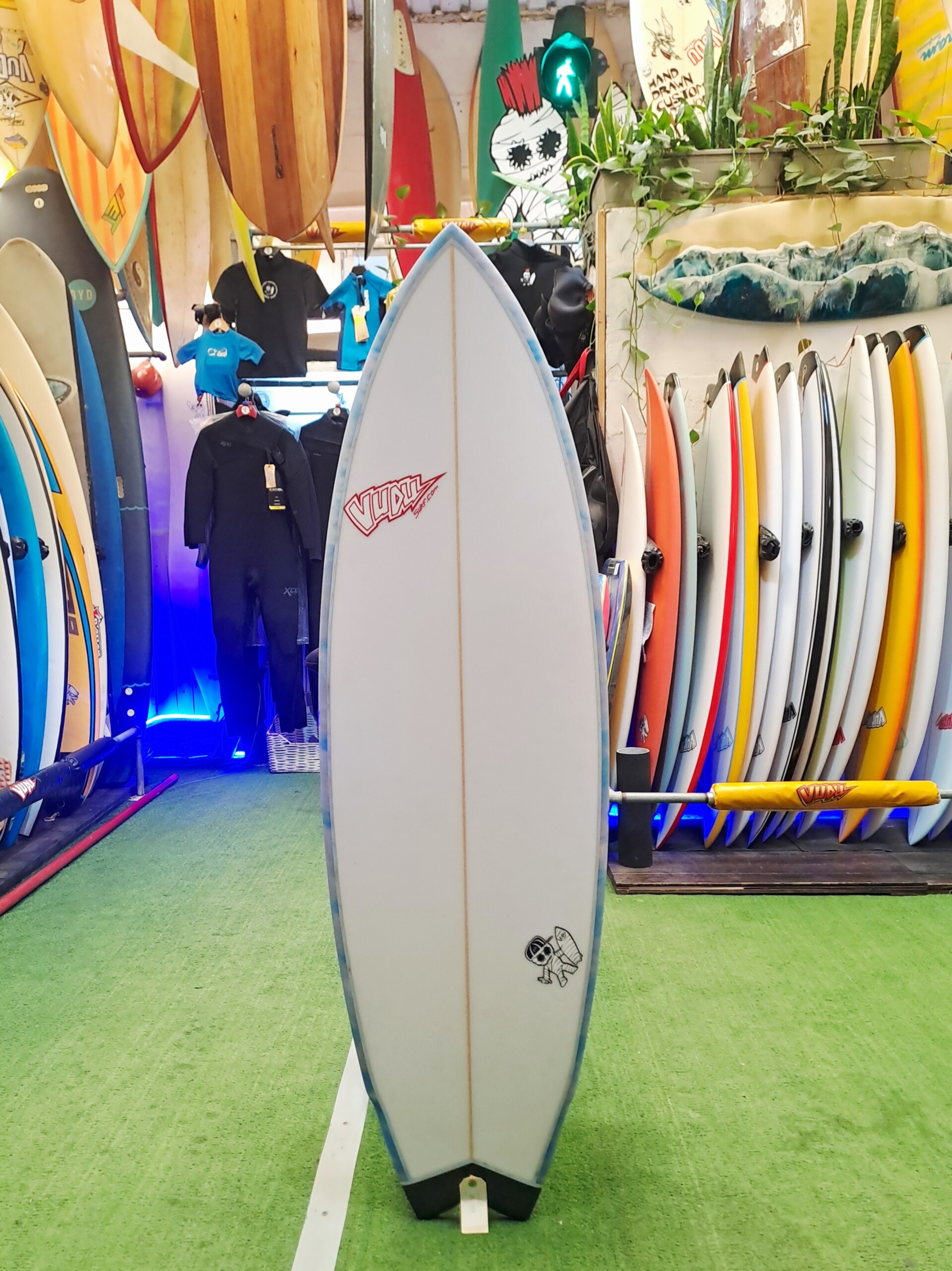 Lucky Fish Big-Boy 6'1 x 22 x 2.75 45 Ltr